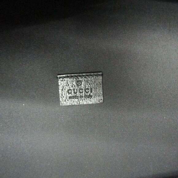 GUCCI Authentic Black Leather Shoulder Bag - Picture 12 of 14